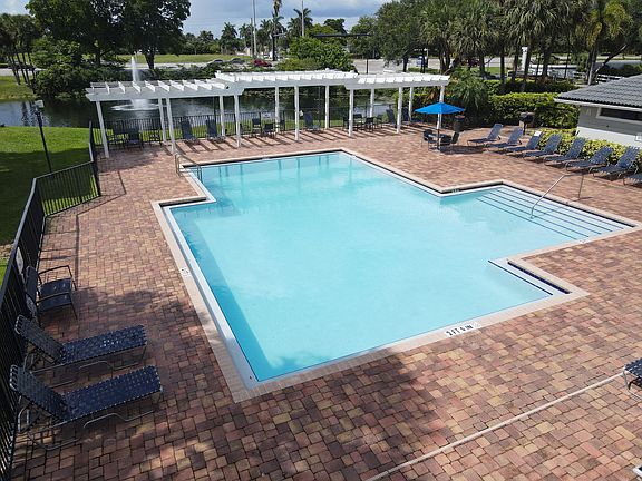 4th image of 6701 W Oakland Park Blvd #10723923