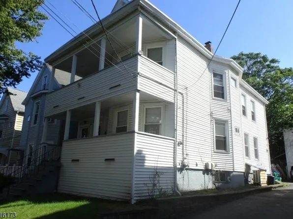 15 Caroline Ave, Clifton City, NJ 07011