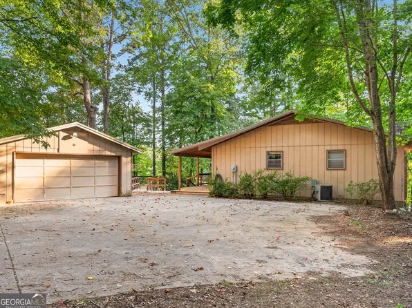 160 Ricks Rd, Fair Play, SC 29643