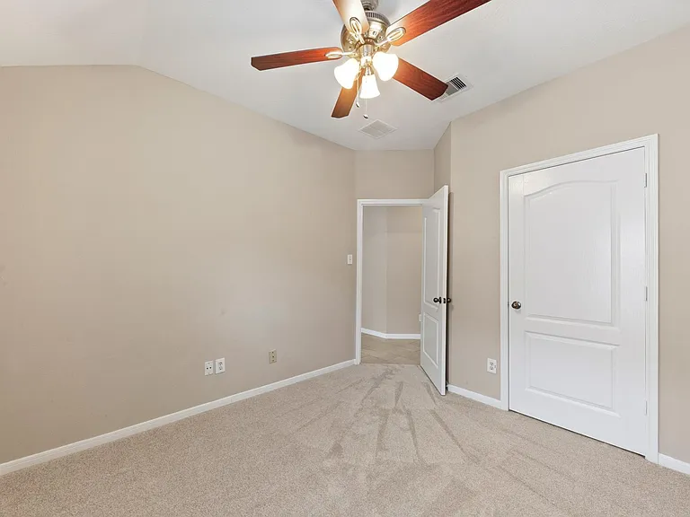 731 Pickett Hill Ln — Photo 34
