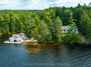 1160 Eilean Gowan Is, Muskoka Lakes, ON P1L 1W8