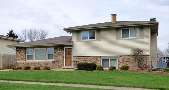 1st image of 728 Evergreen Ln
