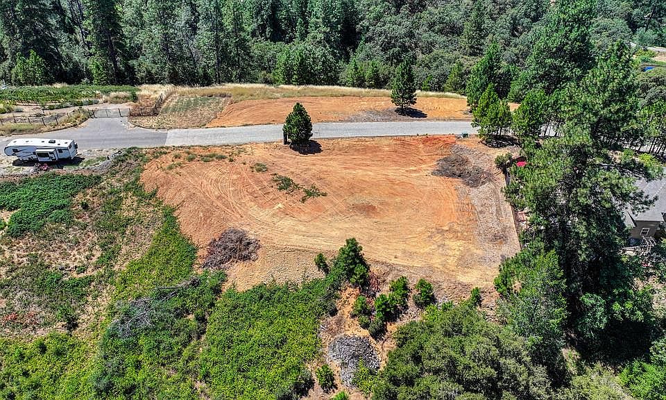1st image of Moffett Ranch Rd