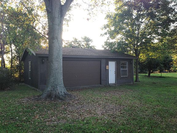 3rd image of 1532 Mustang Ave
