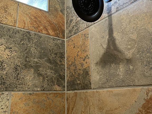 5th image of 4024 Liberty Ave #8
