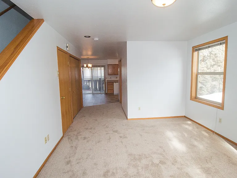 2528 NE Conners Ave — Photo 2