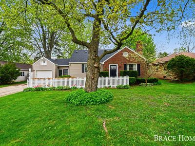 118 Ivanhoe Ave NE, Grand Rapids, MI, 49546