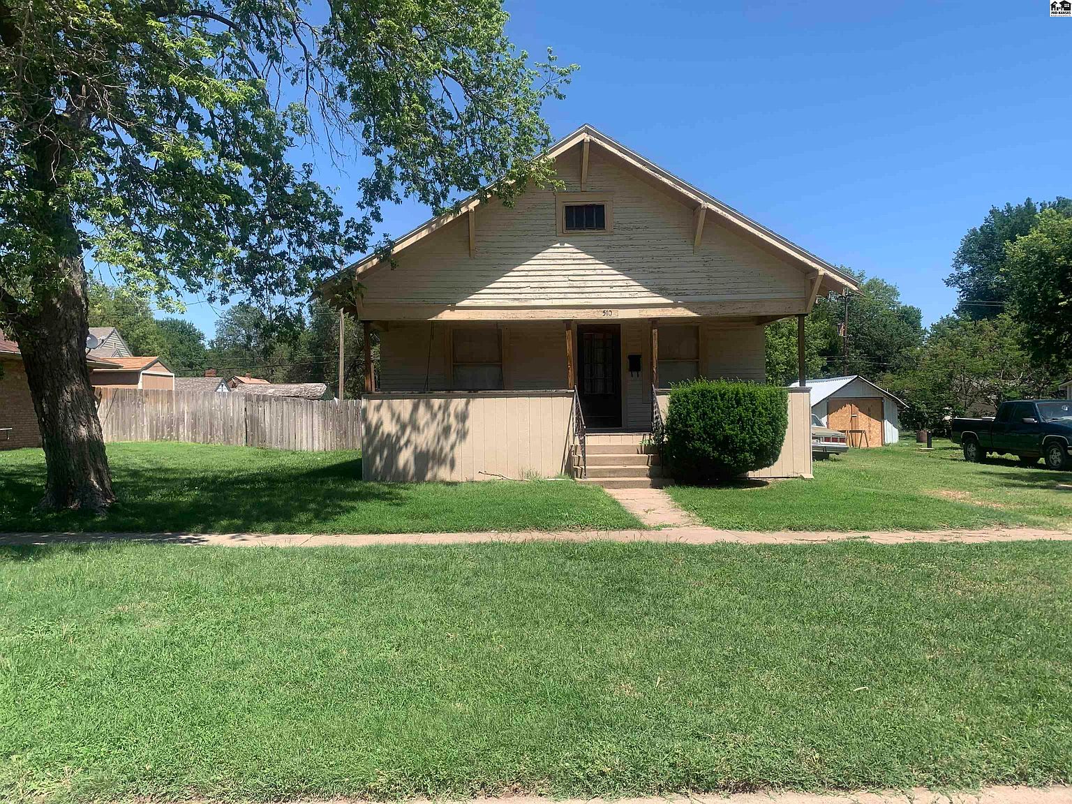 510 S Pioneer Ave, Lyons, KS 67554 MLS 48646 Zillow