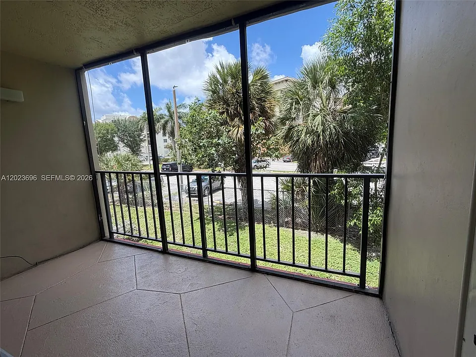 9150 Fontainebleau Blvd #203-2