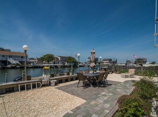 416 5th St, Beach Haven, NJ 08008