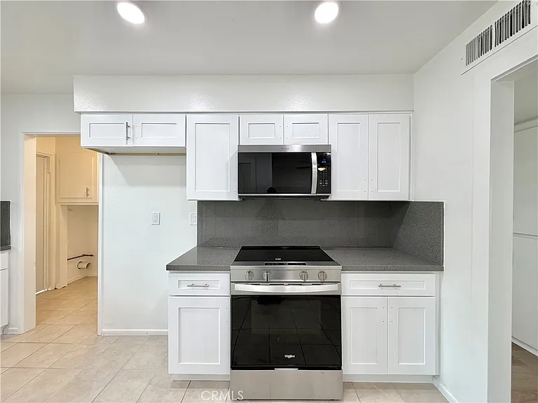 28751 Olympia Way — Photo 10
