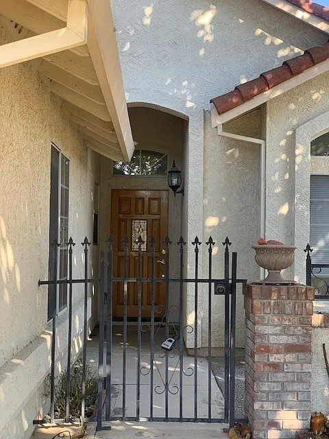 3 bed, 1617 sqft, $2,750 — Photo 1