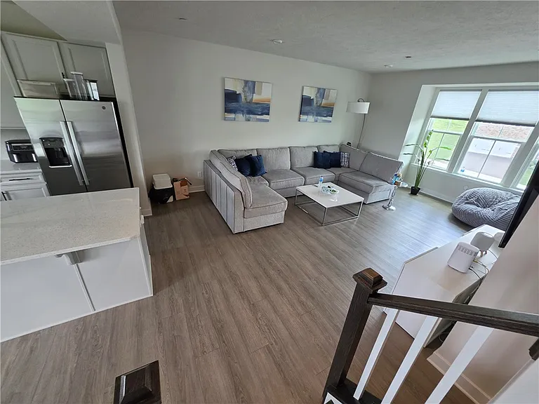 120 Crown St — Photo 22