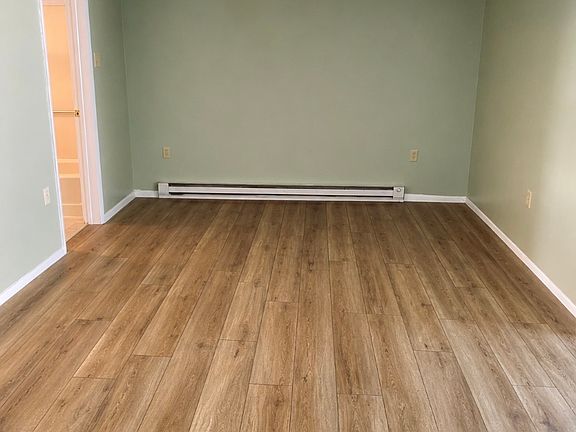 4th image of 511 W Broad St #5