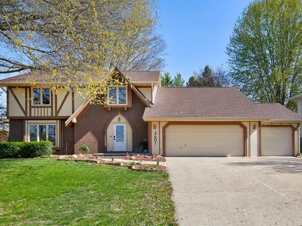 3601 Western Hills Dr, West Des Moines, IA 50265