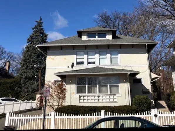 110 Valley Rd, Montclair, NJ 07042