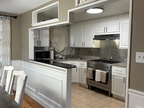 5348 Jackson St, Philadelphia, PA 19124