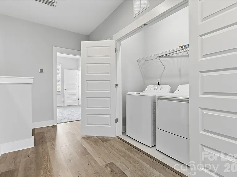 371 S Bruns Ave — Photo 19