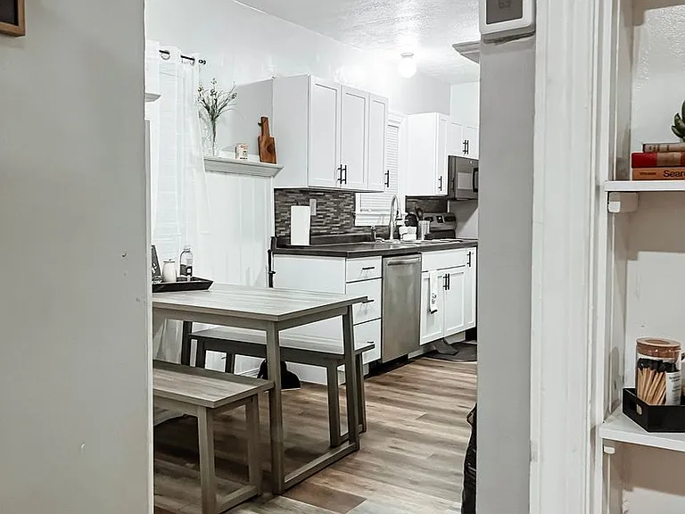 2244 Park St — Photo 24