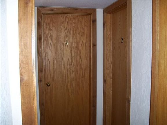 4th image of 38210 Beaver Lodge Dr