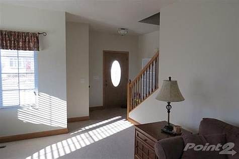3rd image of 820 Kiowa Dr