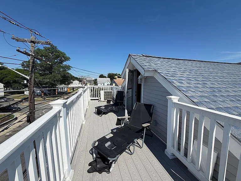 338 Riverside Ave #2 — Photo 19