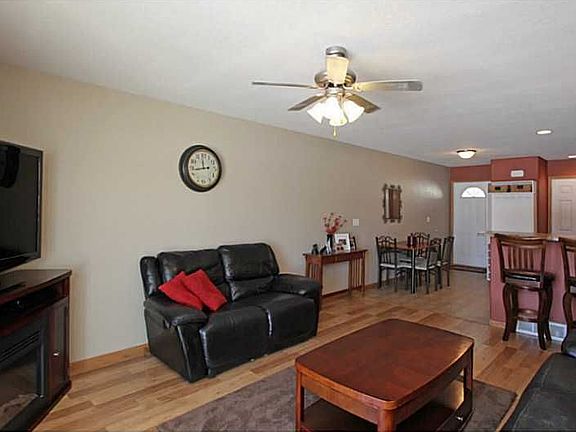 3rd image of 110 Alydar Dr