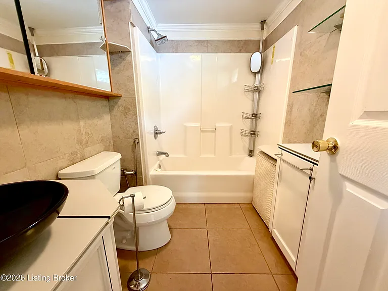 708 Grant Ave — Photo 13