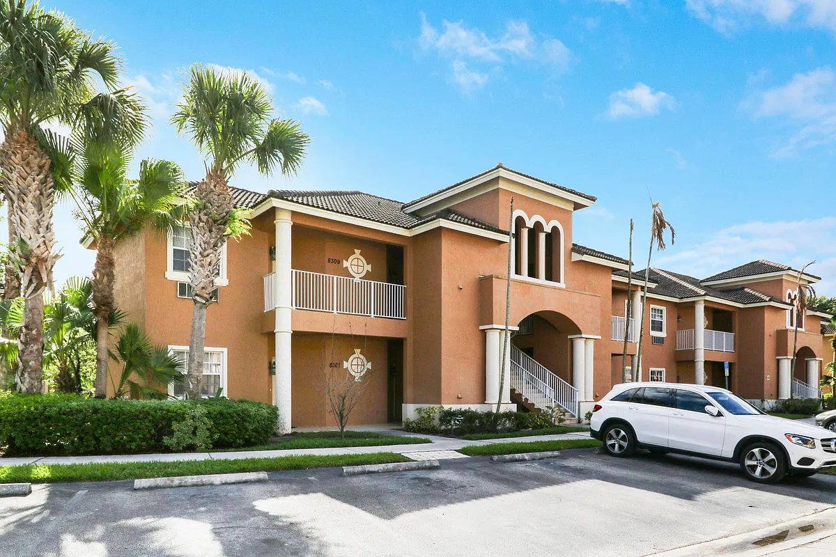 Building Photo - 8301A Mulligan Cir #3211