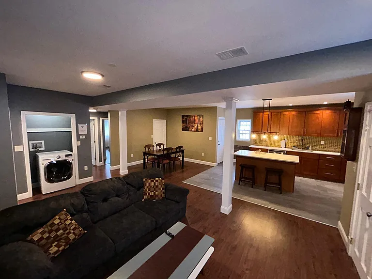 26 Bessom St #3 — Photo 9