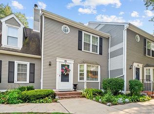 307 Georgetown Dr #307, Glastonbury, CT 06033