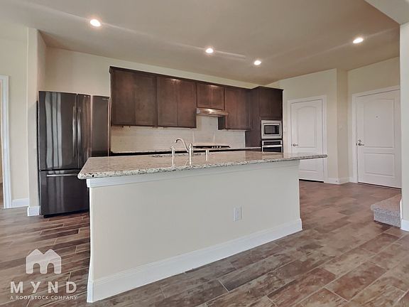 2nd image of 11823 Champions Forest Dr