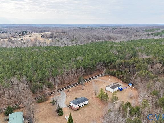 3rd image of 2714 Stage Coach Rd