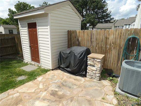 4th image of 9304 Stone Meadow Dr