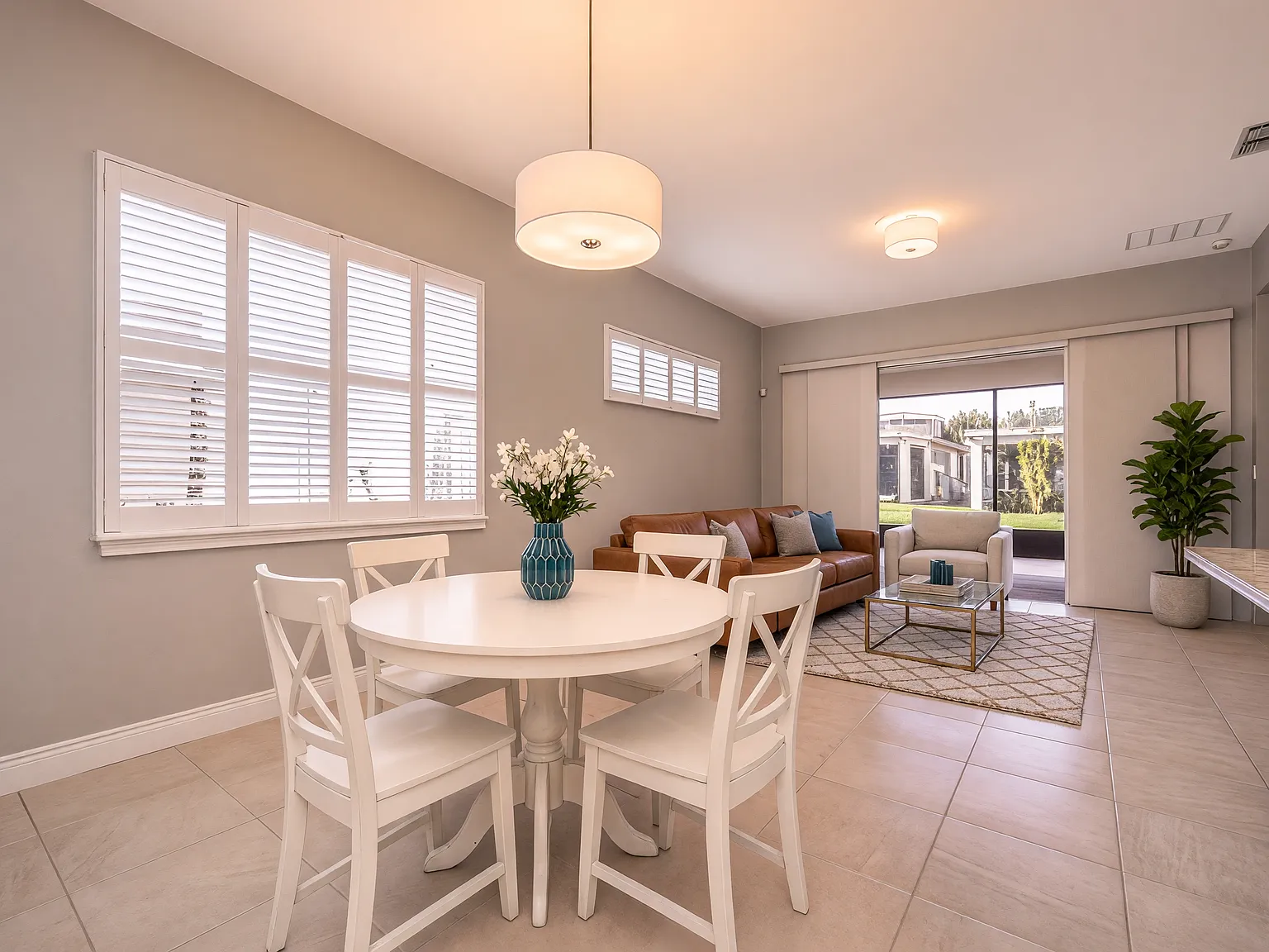 2452 Datura Loop — Photo 4