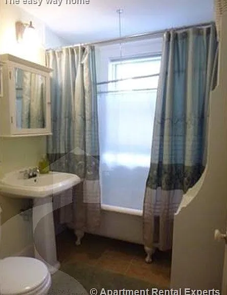 16 Aberdeen Rd — Photo 3