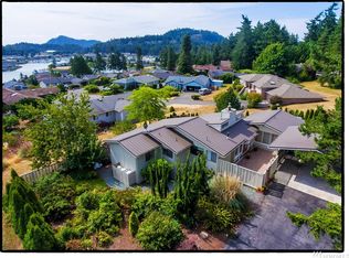 255 Squaxin Pl, La Conner, WA 98257