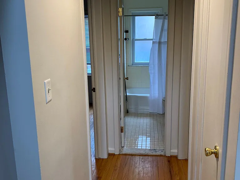 1356 S Bates St — Photo 21
