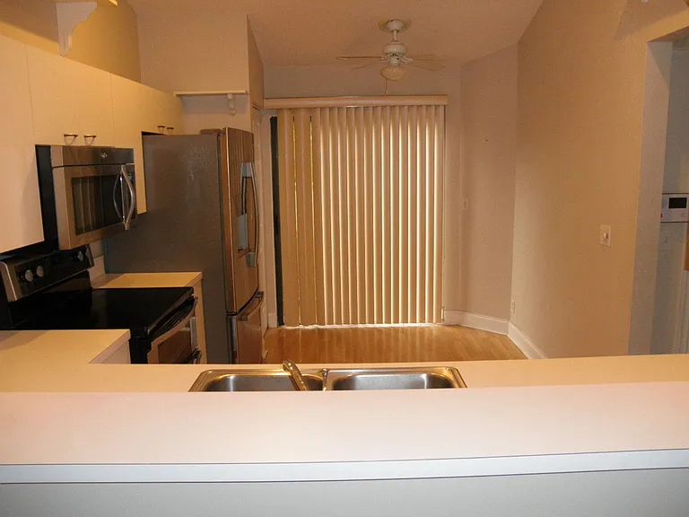 1004 Landings Blvd — Photo 10