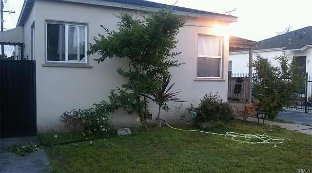 1st image of 1250 E 88th Pl