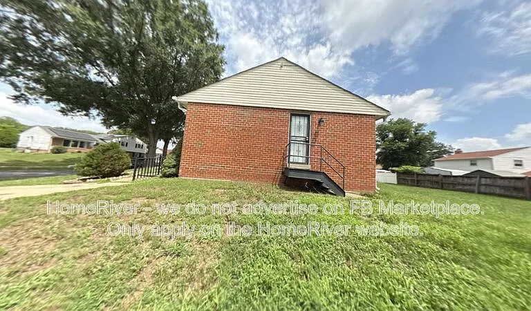 308 Pemberton St — Photo 27
