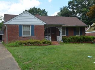 1049 Wingfield Rd, Memphis, TN 38122