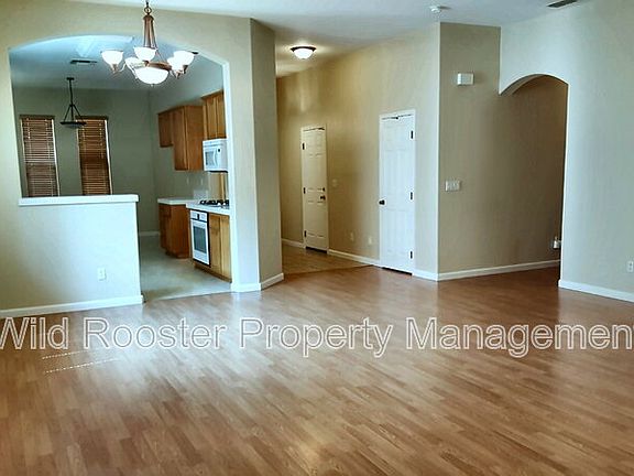 4th image of 6624 Capwell Way