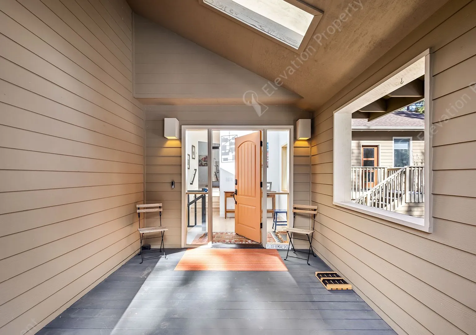 5BR / 3.5BA Forest Retreat in NW Bend with ADU included — Photo 2
