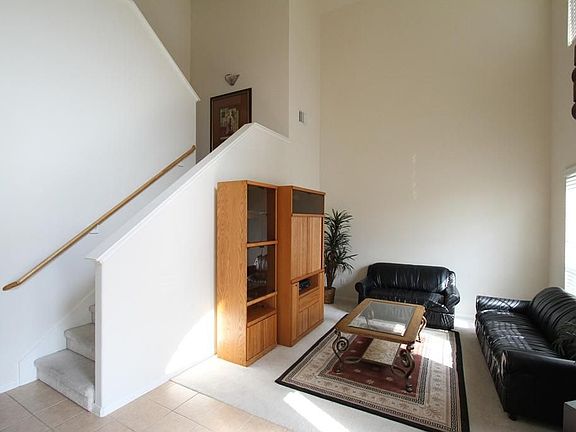 5th image of 6082 Haysden Ln