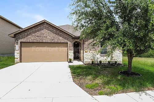 1330 Plaza Lake Dr Photo 1