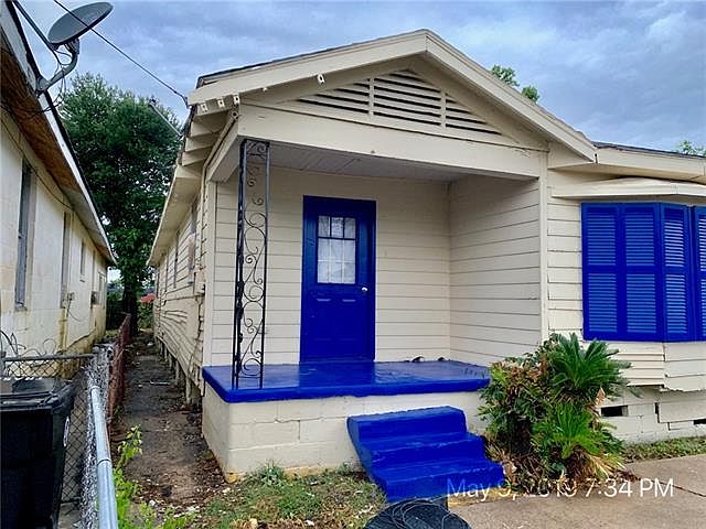 1st image of 1828-30 Feliciana St