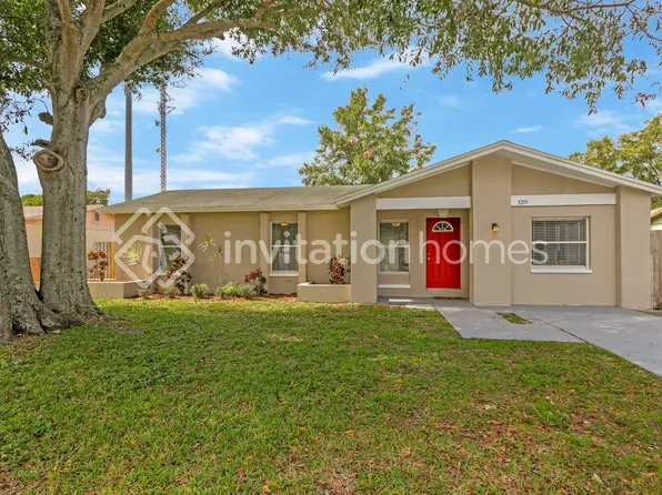 3205 Lancaster Ln, Tampa, FL 33619