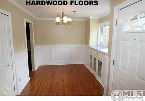 HARWOOD FLOORS.jpg