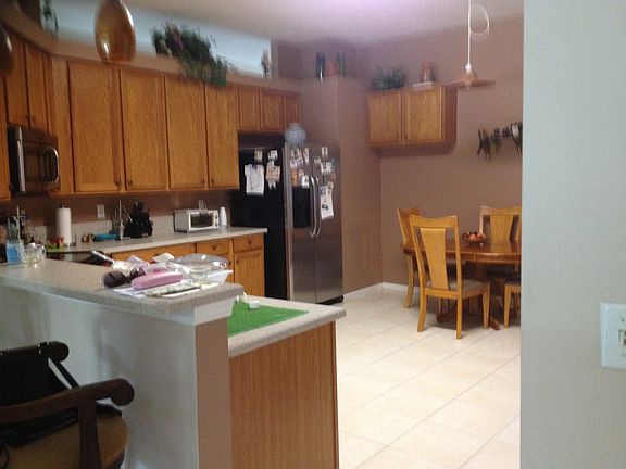 3rd image of 568 Grand Parke Dr